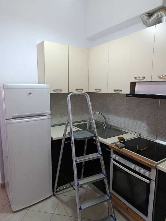Affitto | Shtëpi private 1 + 1 | Rruga 5 Maji | 400 €/mese