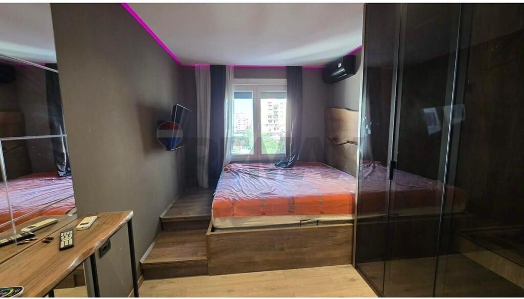 Apartament - Për Shitje - Bulevardi Migjeni, Tiranë