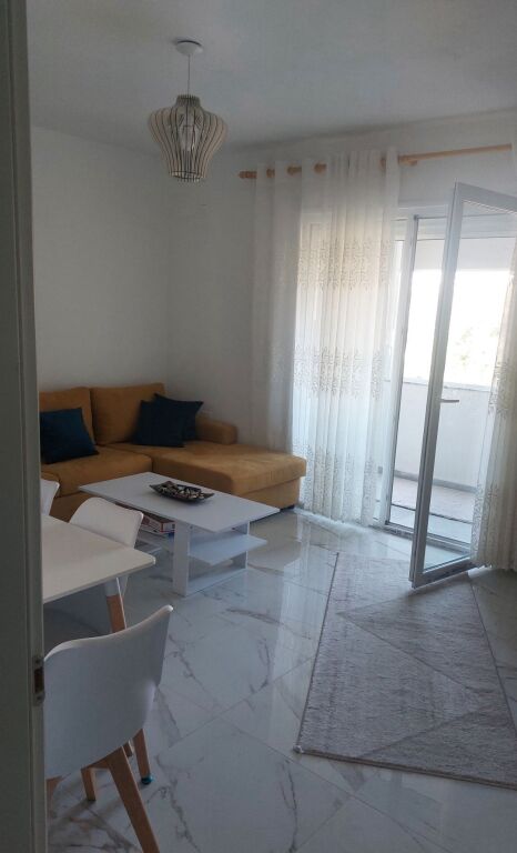 Affitto | Apartament 1 + 1 | Golem | 350 €/mese
