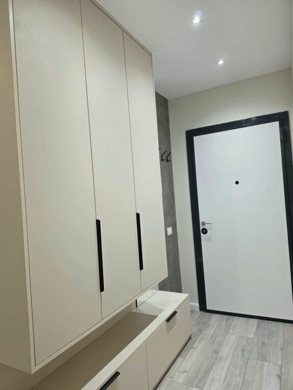 For rent 2+1+parking in Laprake at E88 75,000 lek