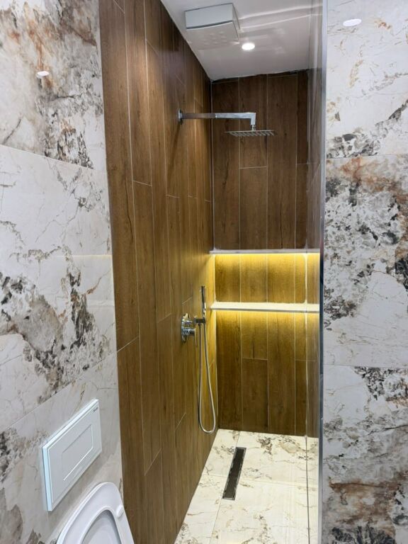 🏠 Super appartamento 1+1 in vendita  📍 Via 5 Maji, Tirana
