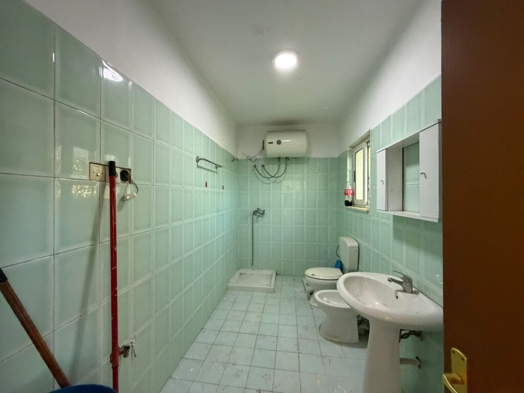 Private house for sale in Shijak
