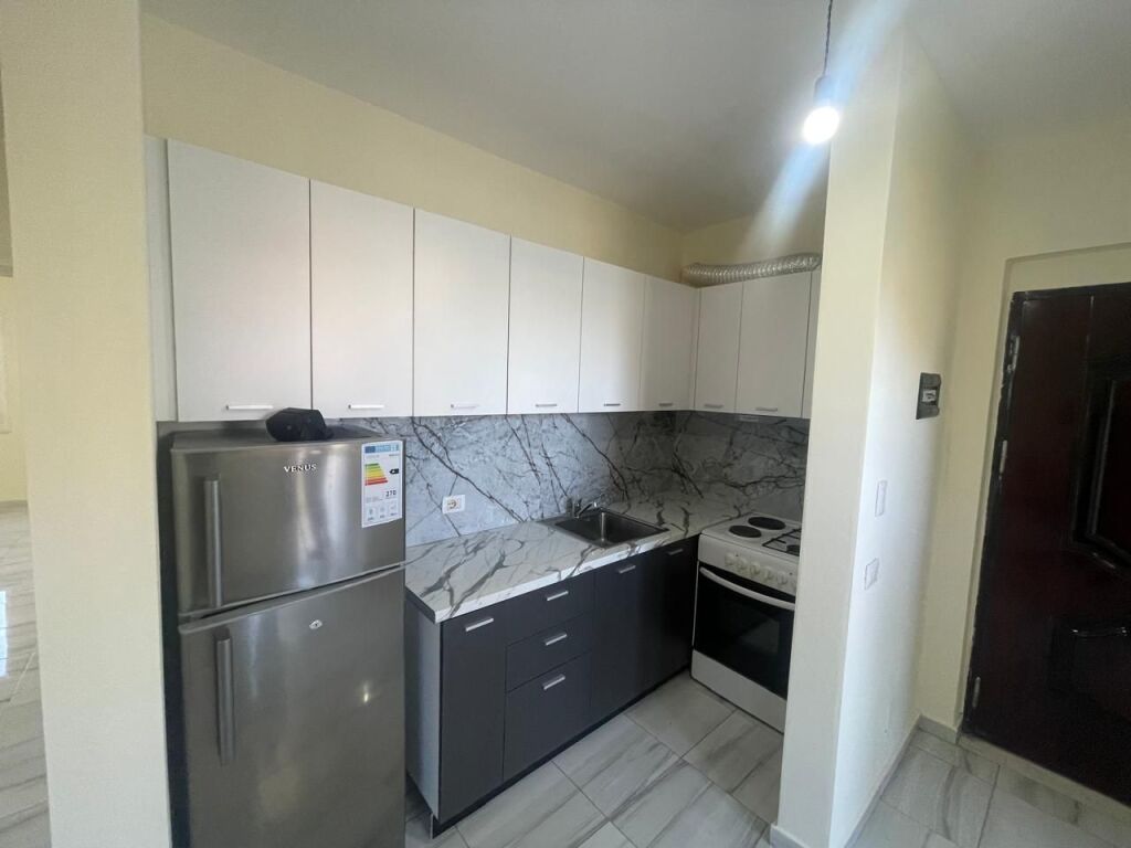 APARTAMENT 1+1 NË SHKËMBIN E KAVAJËS – DURRËS