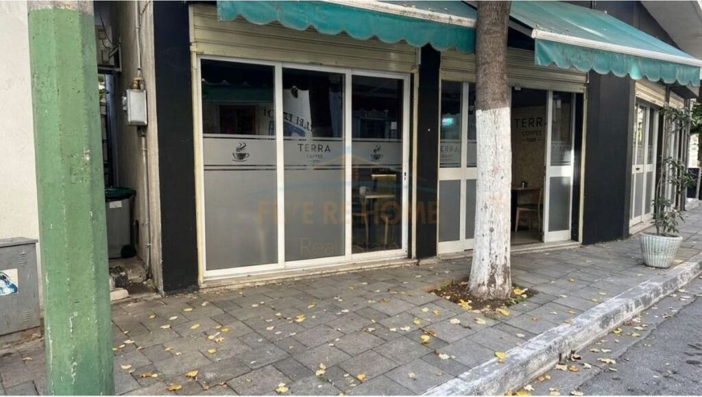 Qera, Ambient Biznesi, Rruga e Durresit, Tiranë.