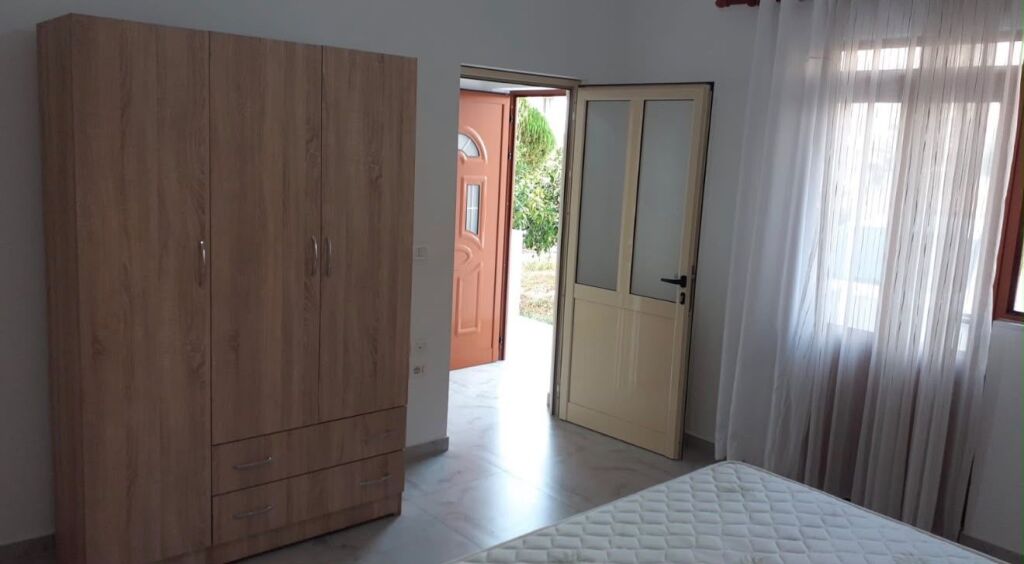 Qera | Shtëpi private 1 + 1 | Astir | 400 €/muaj