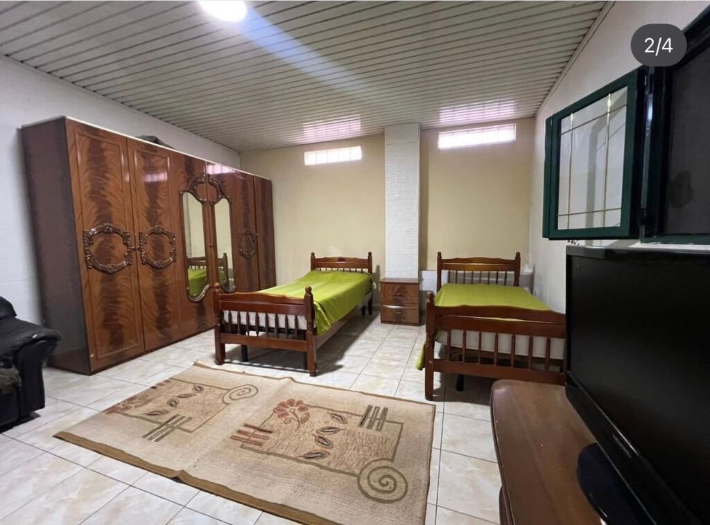 📍 Near Shallvare / Tennis Courts  🏡 1+1 house for rent