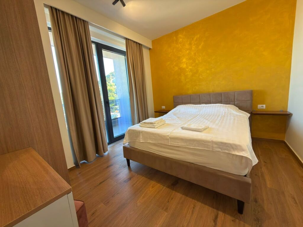 APARTAMENT 1+1 me QIRA – LUNGOMARE, VLORË