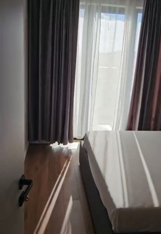 Jepet apartament 1+1 me qira tek Ish Dogana , Rruga 29 Nentori , Casa Italia , Astir , Unaza e Re , Kashar .