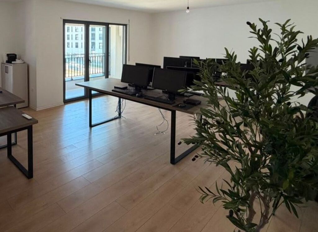 🔥OFFICE FOR RENT | NEW BOULEVARD – TIRANA