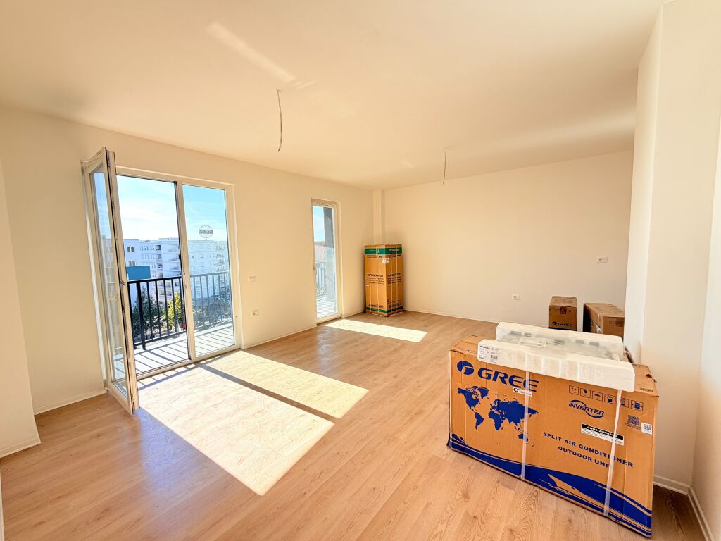 Shitet apartament 1+1 tek Rezidenca Albulena, Paskuqan .