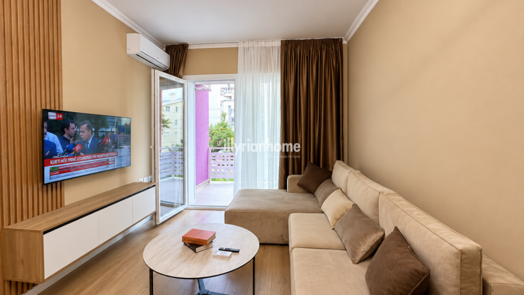 JEPET ME QIRA | APARTAMENT 2+1 + GARAZH | PRANË XHAMISË SË SELITËS