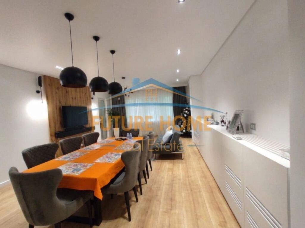 For rent, Apartment 2+1+2, Bllok