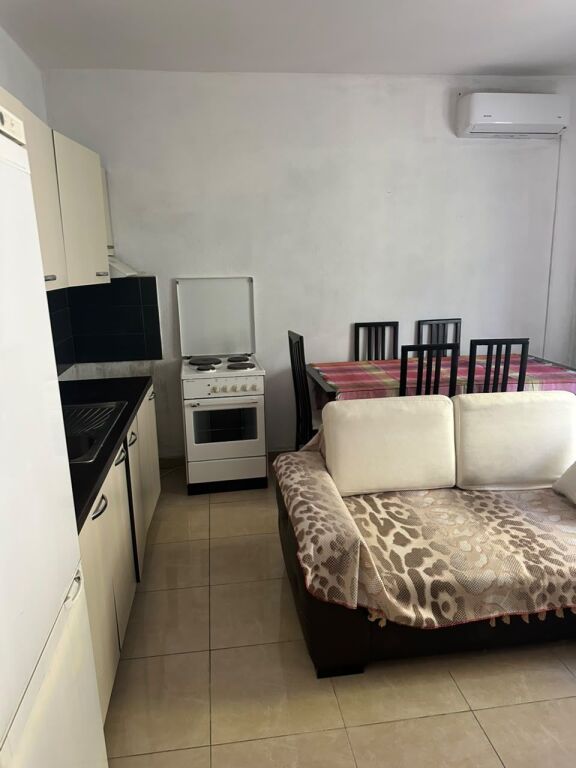 Apartament 1+1 per qira tek Jordan Misja