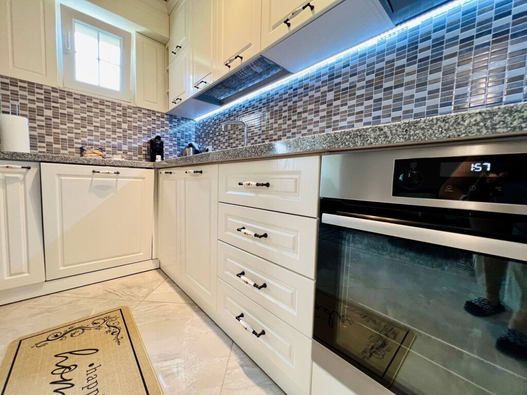 1+1 APARTMENT FOR RENT 📍 Irfan Tomini Street, Nisharaku Bridge,By the main road