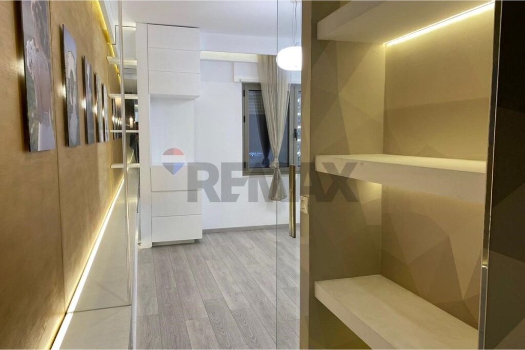 Jepet Apartament me qira per zyra tek Kompleksi Delijorgji!
