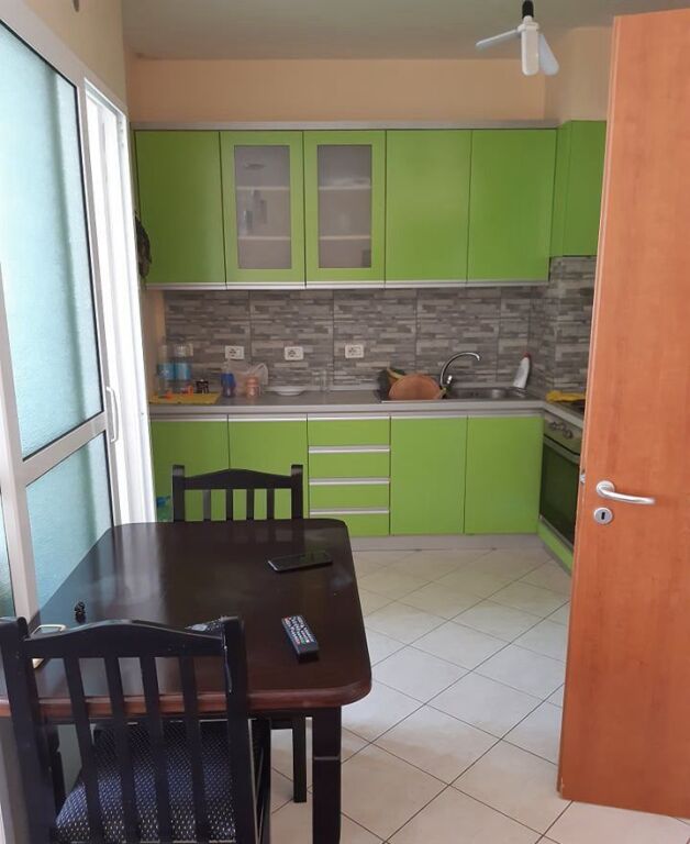 Qera | Apartament 2 + 1 | Kthesa e Kamzes | 380 €/muaj