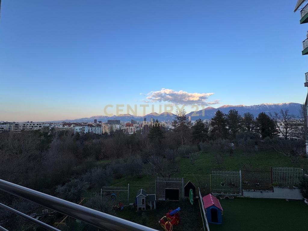 APARTAMENT 1+1 NË SHITJE – PRANË KOPSHTIT BOTANIK