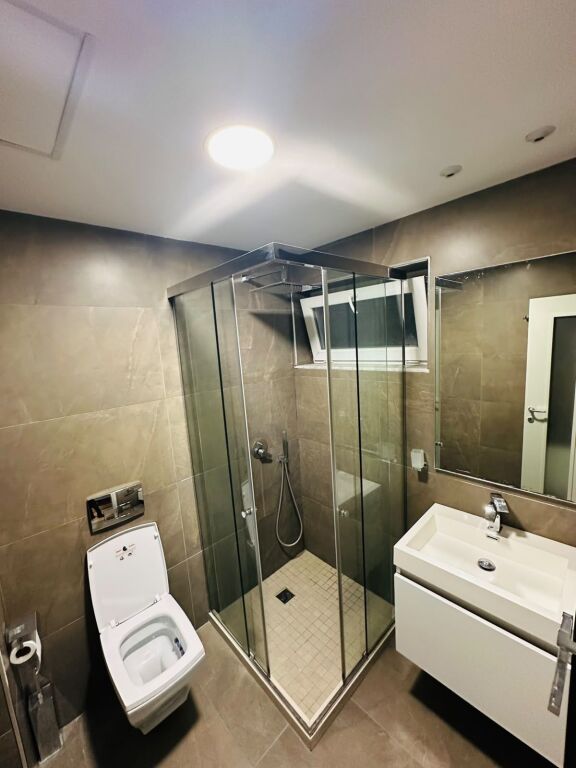 Apartament 2+1+2 Tualete +2 Ballkone