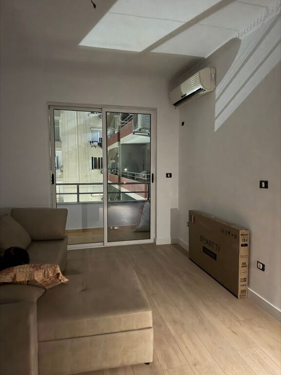 Apartment 1+1 ne proces rinovimi te welli ne Astir