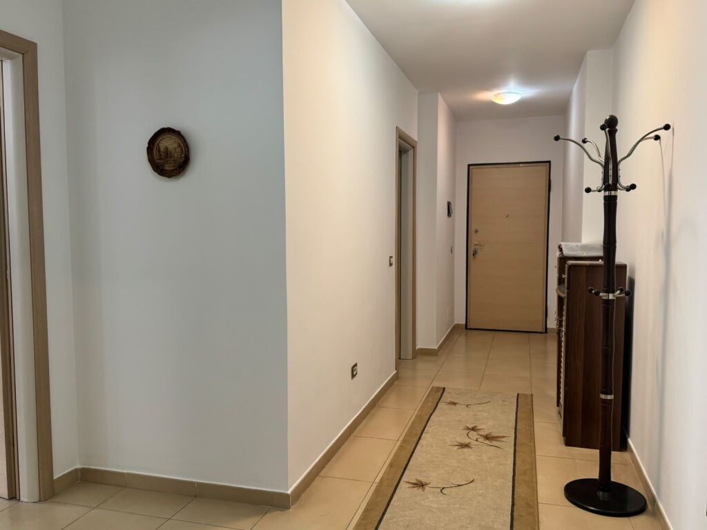 2+1 apartment for rent in the Center of Tirana