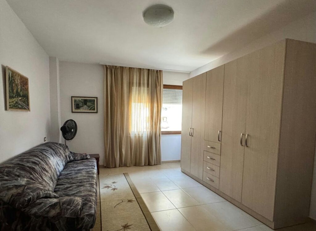 2+1 apartment for rent on Bogdaneve Street!