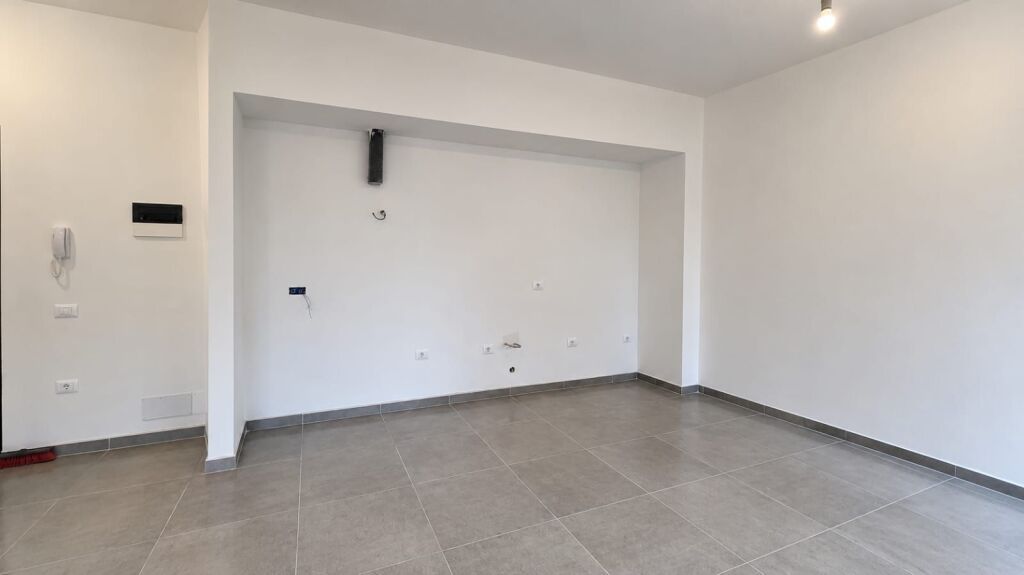 # FOR RENT: 2 Office Spaces 📍Gardenia Residence - Myslym Shyri || 65,000 ALL/Month - 3rd Floor - Total Area: 75m² || An Ideal Opportunity for Businesses in the Heart of Tirana ✨️