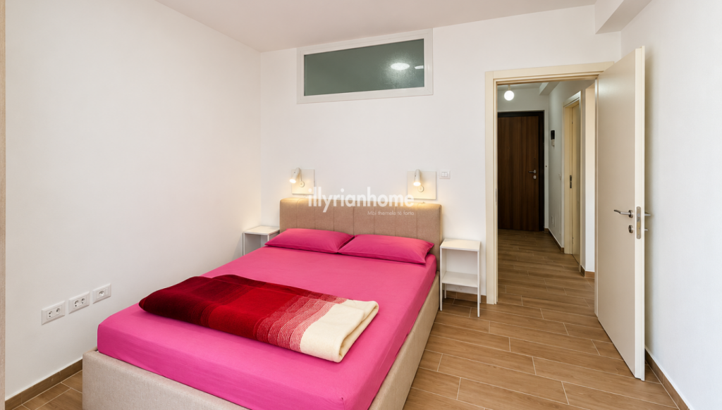 JEPET ME QIRA | APARTAMENT 2+1 – RRUGA “5 MAJI”, TIRANË
