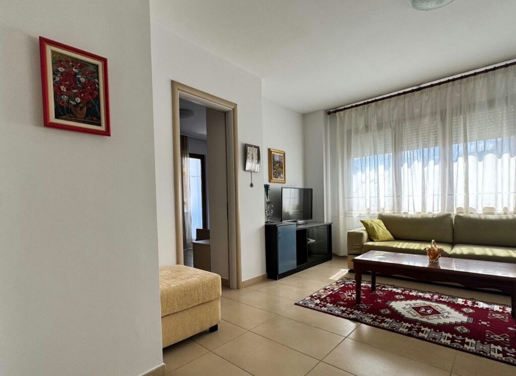 Appartamento 2+1 in affitto Via Bogdaneve !