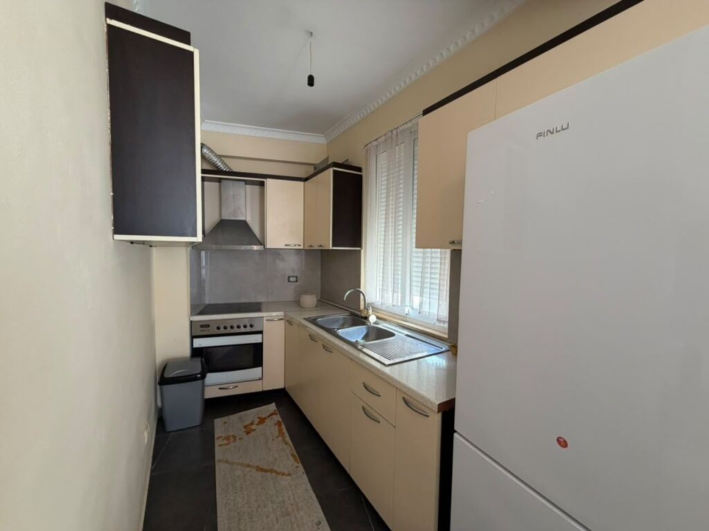 Apartament 1+1 per qira tek Kompleksi Fratari ne Astir.