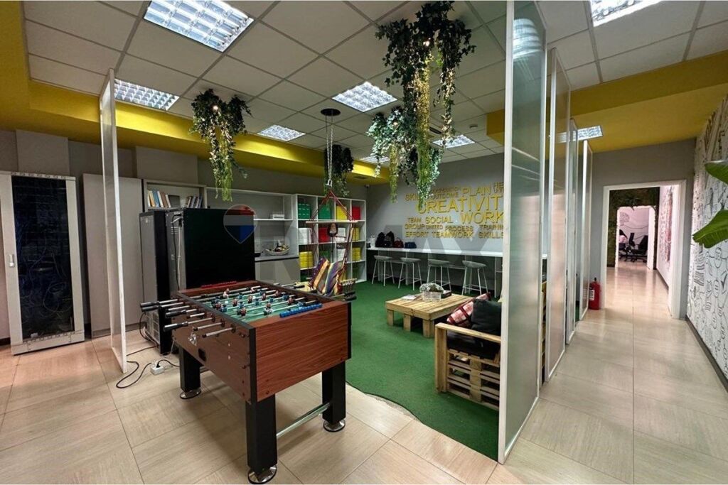 Ufficio - In Affitto - Complesso Delijorgji, Tirana(ID: 530551001-610)