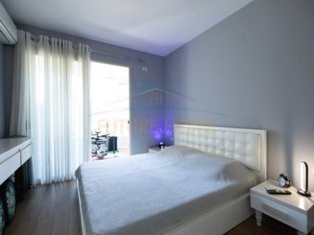 Shitet, Apartament 1+1, Kopshti Zoologjik, Tirane