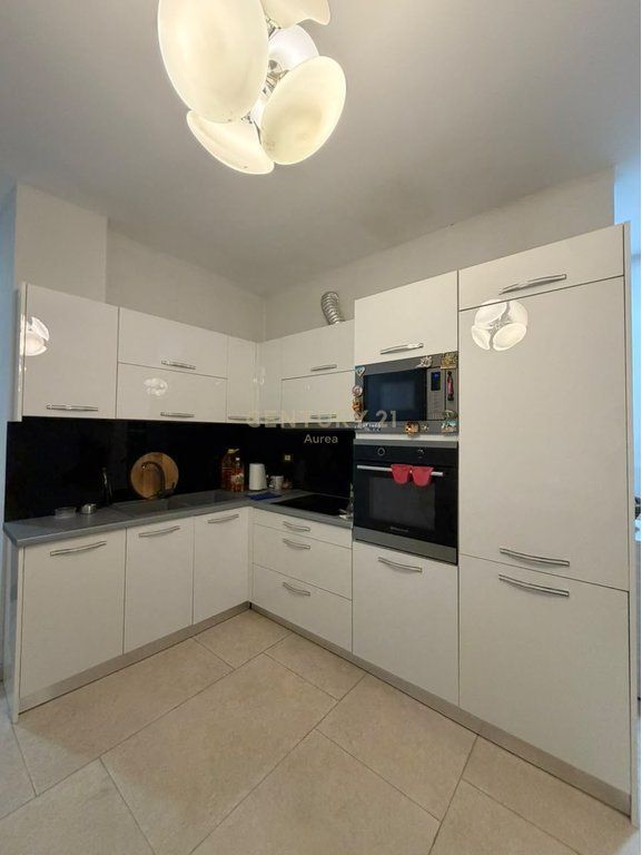 1+1 apartment for sale in Ali Demi, Vlorë!
