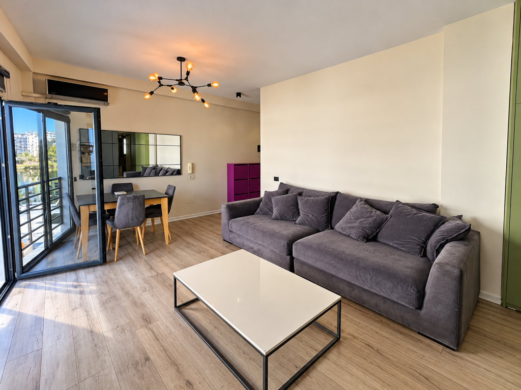 Qera apartament 1+1 Liqeni i thate,perballe Raddisonit.