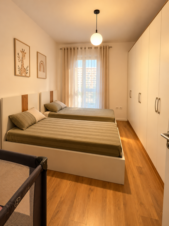 APARTAMENT 2+1+2 ME QIRA --&gt; TIRANA TRIO TOWERS