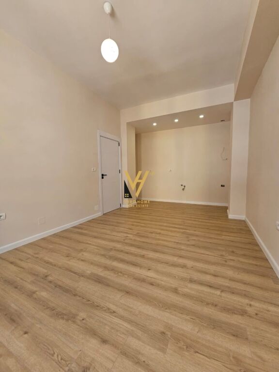 2+1+BLK APARTMENT FOR SALE ON KAVAJES STREET 245,000 EUROS