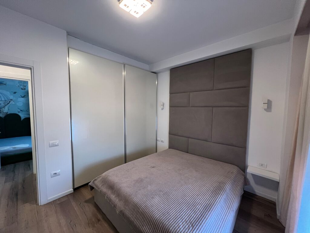 Apartament me qira 2+1 stacioni trenit