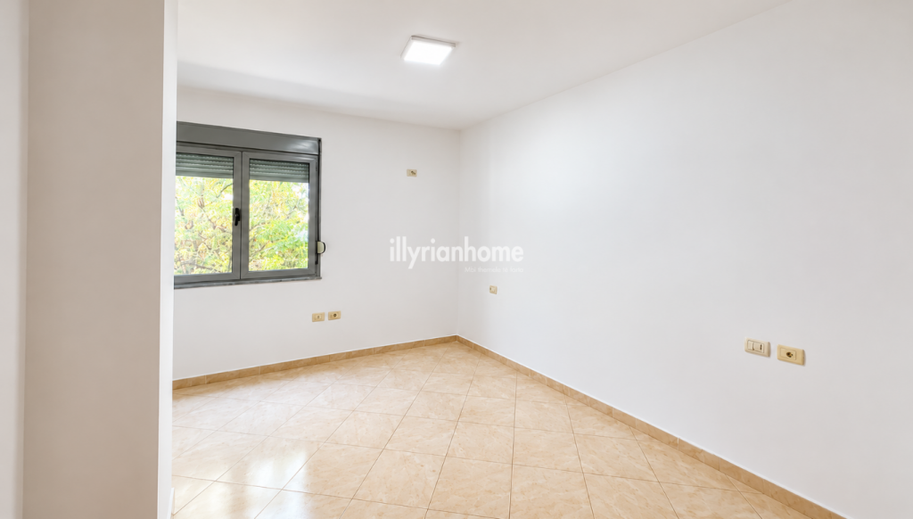 QIRA | APARTAMENT 3+1 , GJIMNAZI "PARTIZANI"-TIRANË