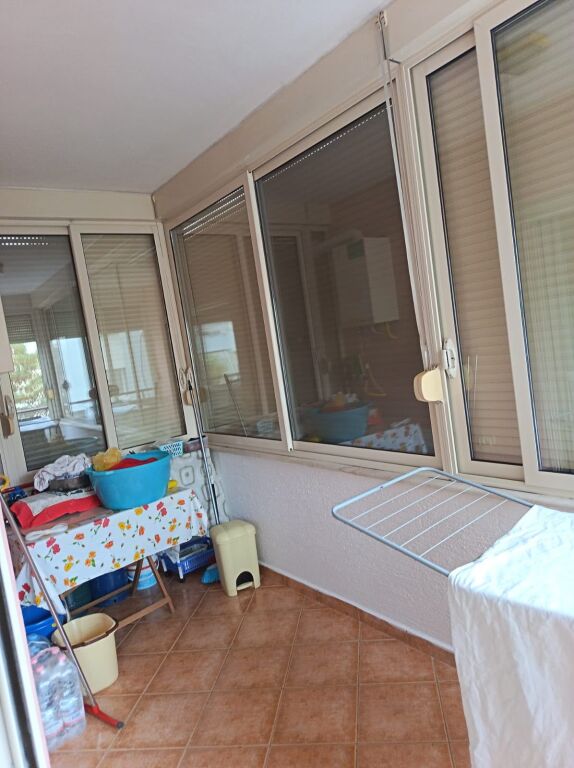 Apartment for rent by the lake 600