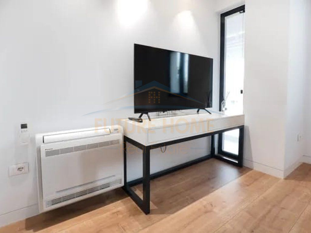 Qira, Penthouse 2+1+2+Post Parkimi, Kompleksi Nobis, Liqeni Artificial.