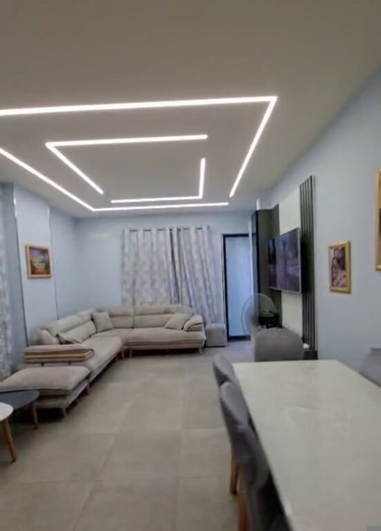 Qera | Apartament 2 + 1 | Kamëz | 450 €/muaj