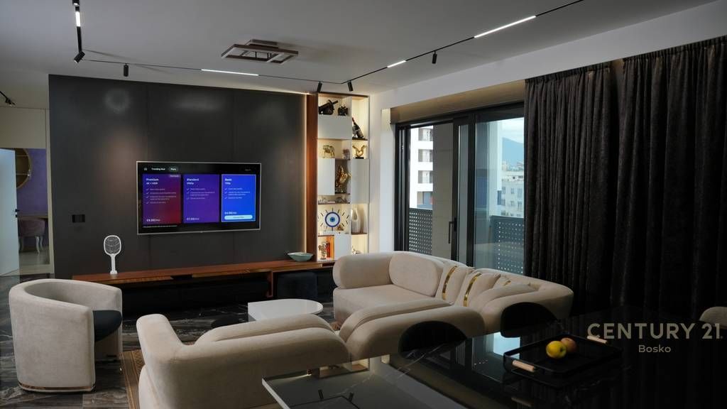 Penthouse ne Shitje
