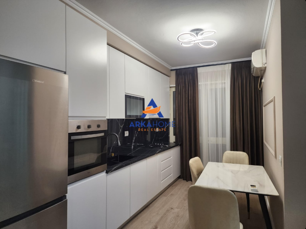 2+1 APARTMENT WITH BALCONY FOR RENT "BOTANICAL GARDEN" 80,000 LEKE