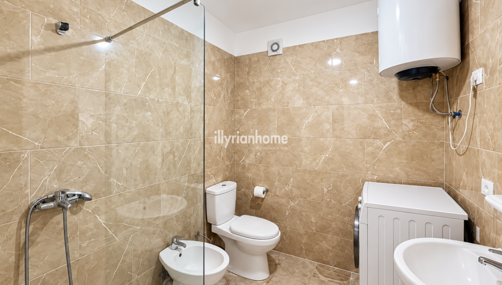 JEPET ME QIRA | APARTAMENT 2+1 – RRUGA “5 MAJI”, TIRANË