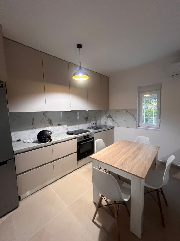 For rent 2+1+1 Ali Demi 600 thousand lek