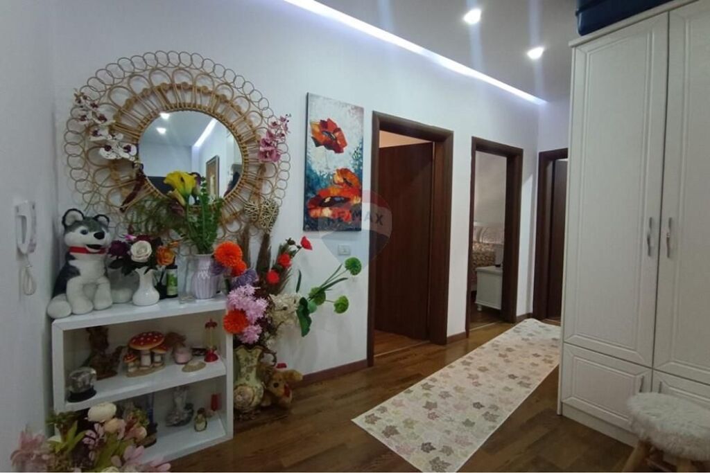 Appartamento 2+1 in vendita in via 5 Maji!