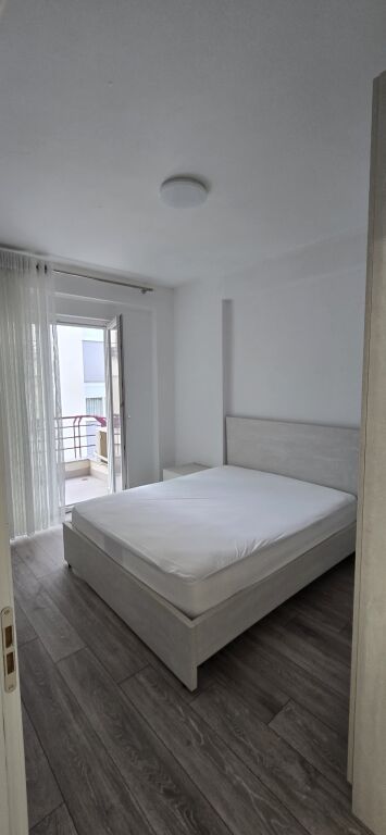 2+1 apartment for rent in Liqeni i Thate !