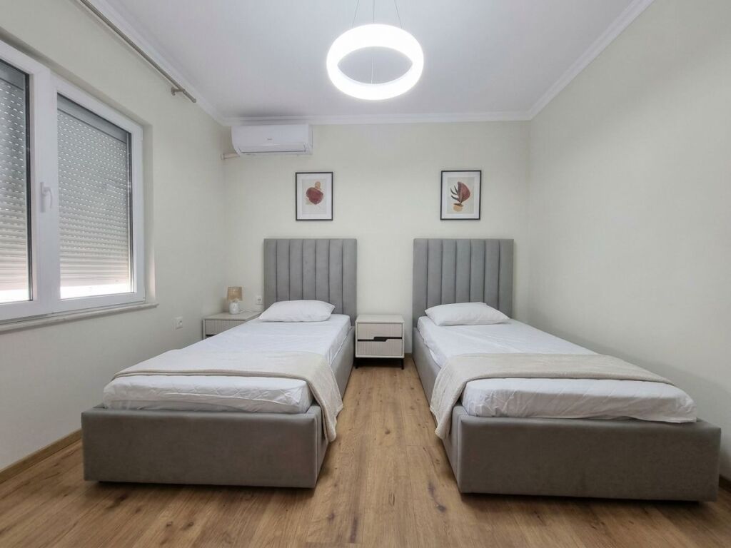 Qera , Apartament 2+1+Post Parkimi , Rruga Dritan Hoxha , Tirane