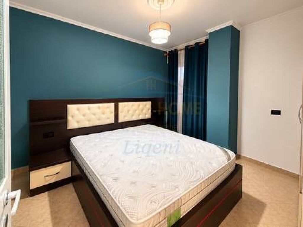 Qera, Apartament 1+1 Liqeni i Thate,prane Raddisonit.