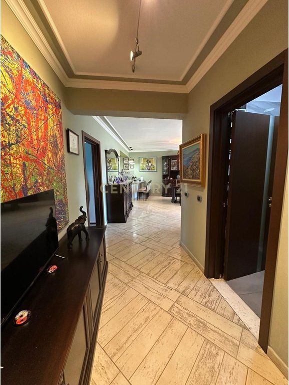 NEAR LION PARK 1, WE RENT OUT A 2+1+2 APARTMENT €1,500 /Month