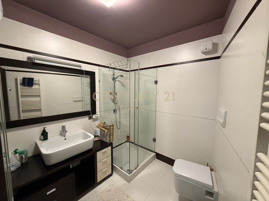 APARTAMENT 1+1 ME QIRA, RRUGA E ELBASANIT!